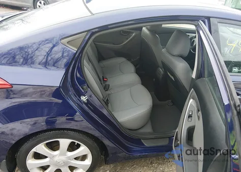 2013 Hyundai Elantra Limited z USA, uszkodzony, nr VIN 5NPDH4AE6DH202037